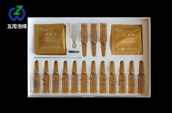 化妝品內(nèi)托的檔次由什么決定？