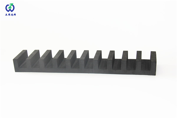 如何解決泡棉發(fā)泡過程中發(fā)泡孔不均勻的問題？