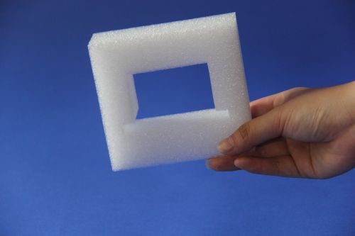 工藝品包裝用 EPE 珍珠棉內(nèi)襯？這樣定制更顯高端