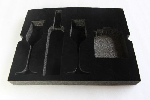 紅酒具禮EPE內(nèi)襯：護(hù)形防碰+禮品質(zhì)感雙優(yōu)方案